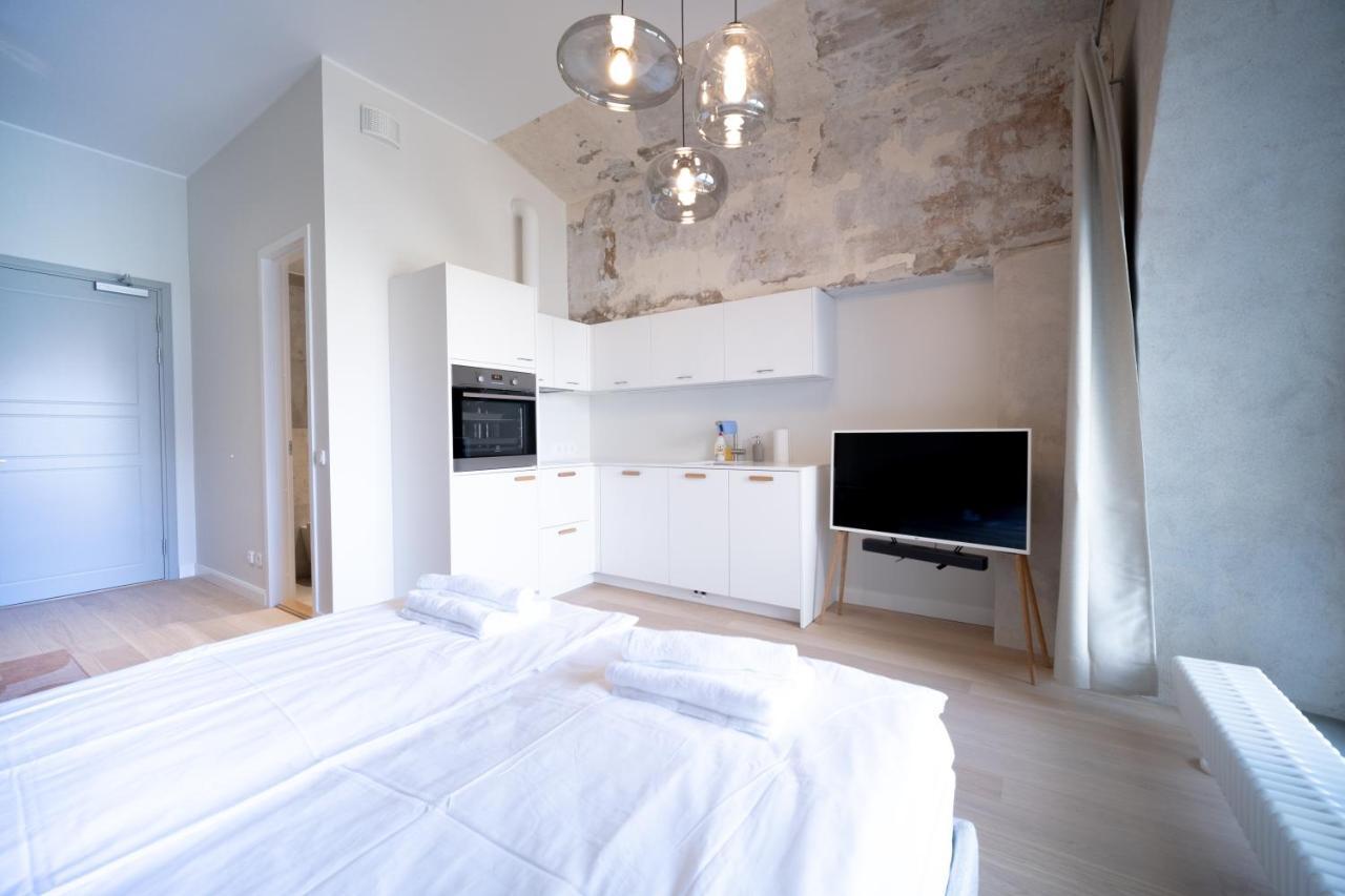 Baltic Accommodation - Urban Studio Apartment Талин Екстериор снимка