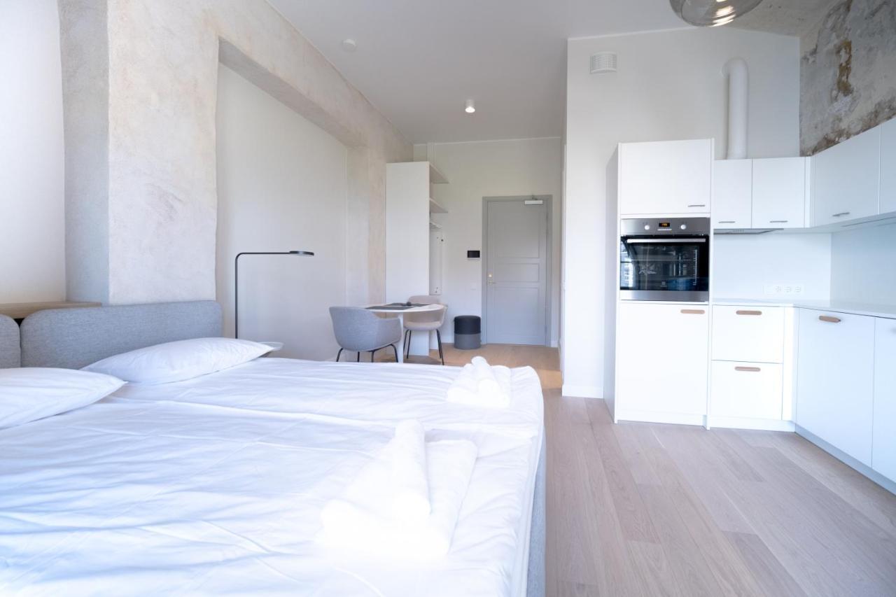 Baltic Accommodation - Urban Studio Apartment Талин Екстериор снимка